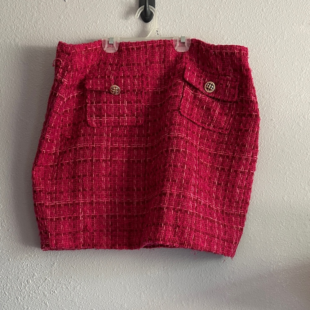 Chic Red Tweed Skirt